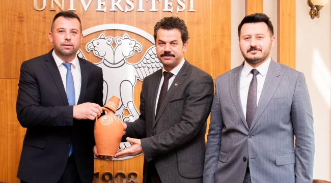 BAŞKAN ÖZTOKLU'DAN REKTÖR YILMAZ'A ZİYARET 