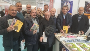 BÜLENT KESKİN ANKARA FUARINDA OKURLARIYLA BULUŞTU 