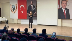 ÇELTİK'DE 'DİJİTAL DÜNYADA AİLE İÇİ İLETİŞİM' KONFERANSINA YOĞUN İLGİ 
