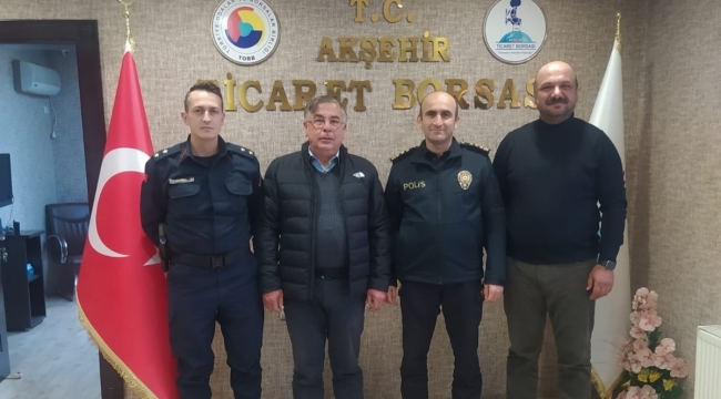EKERBİÇER VE ERDEM'DEN TİCARET BORSASINA ZİYARET 