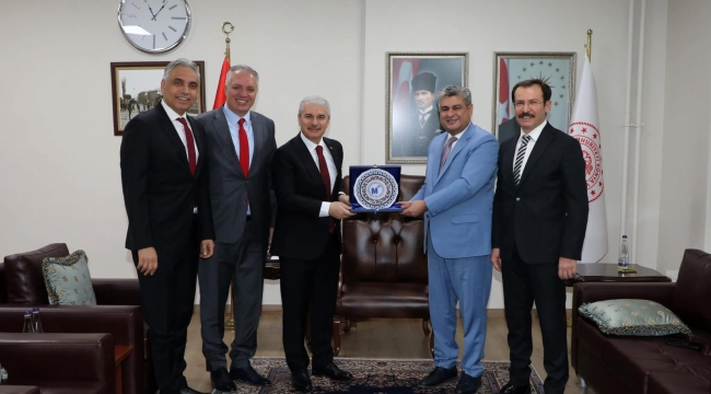 Konya SMMMO'dan Vali İbrahim Akın'a ziyaret 
