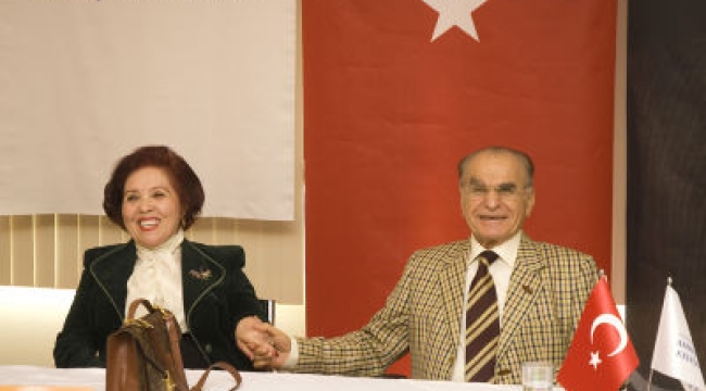 MERHUM DR. AHMET KELEŞOĞLU'NUN EŞİ NEZAHAT KELEŞOĞLU VEFAT ETTİ 