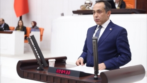 MHP'Lİ KOÇAK: "ESAD YARGILANMALI, HAK YERİNİ BULMALI" 