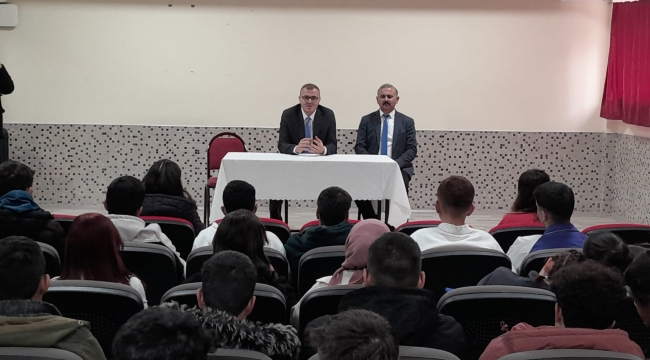 Şehit İsmail Cem Yakınlar Mesleki ve Teknik Anadolu Lisesi Öğrencilerini Geleceğe Hazırlıyor 