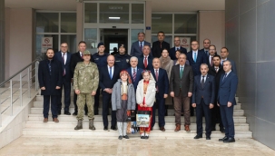 Vali Akın Akşehir'de Ziyaretlerde Bulundu