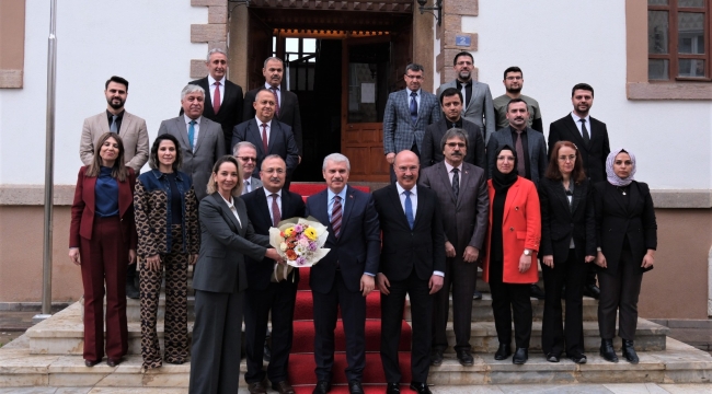 VALİ AKIN'DAN BAŞKAN KÖKSAL'A ZİYARET
