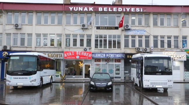 YUNAK BELEDİYESİ ARAÇ FİLOSUNU GENİŞLETİYOR 