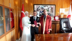 Akşehir İlçe Müftülüğü'nde 2025 yılının ilk resmi nikahı kıyıldı. 