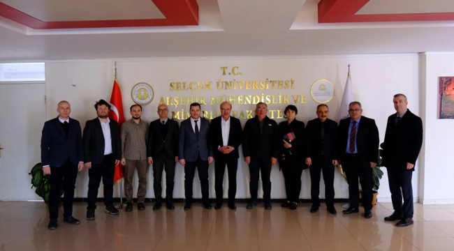 Akşehir Mühendislik ve Mimarlık Fakültesinde Dış Paydaş Toplantısı 