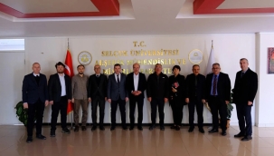 Akşehir Mühendislik ve Mimarlık Fakültesinde Dış Paydaş Toplantısı 