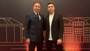 BABA-OĞUL ÇIRAĞAN SARAYINDA 