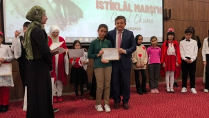  İSTİKLAL MARŞI'NI GÜZEL OKUMA YARIŞMASINDA İL BİRİNCİSİ AKŞEHİR'DEN