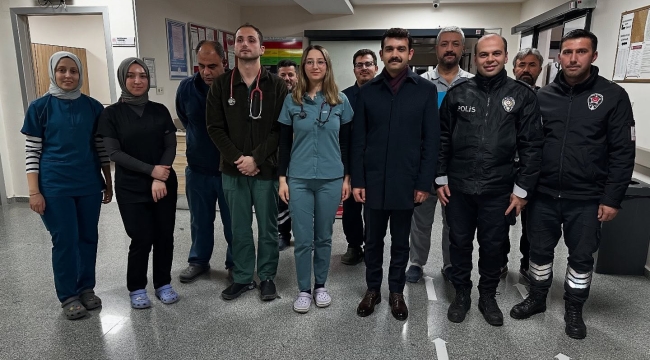 KAYMAKAM ÇINARKA HASTANE PERSONELİ İLE BİRARAYA GELDİ 