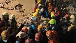 Konya'da çöken 4 katlı binanın enkazında 2 kişiye ulaşıldı 