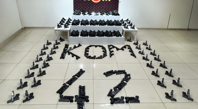 Konya polisinden kaçak silah operasyonu: 2 tutuklama  