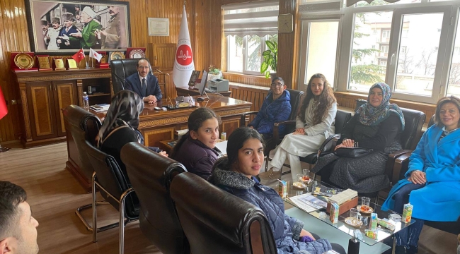 ÖZEL EĞİTİM SINIFINDAN MÜFTÜ MÜJDECİ'YE ZİYARET