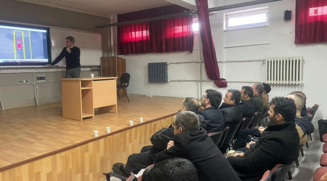 YUNAK'TA KOMİSYON GÖREVLİLERİNE MTSK YÖNETMELİĞİNDEKİ DEĞİŞİKLİKLER ANLATILDI