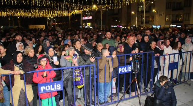 BARIŞ MANÇO GECESİNE YOĞUN İLGİ 