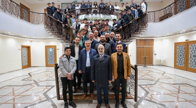 BAŞKAN KAVUŞ, AK PARTİ GENÇLERİYLE BULUŞTU