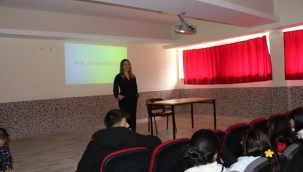 TİCARET LİSESİNDE ERGENLİK DÖNEMİ SEMİNERİ 