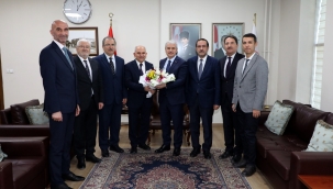 14 Mart Tıp Bayramı Münasebetiyle Vali İbrahim Akın'a Ziyaret