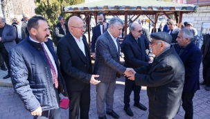 BAŞKAN PEKYATIRMACI DUMLUPINAR MAHALLESİ'NDE VATANDAŞLARLA BULUŞTU