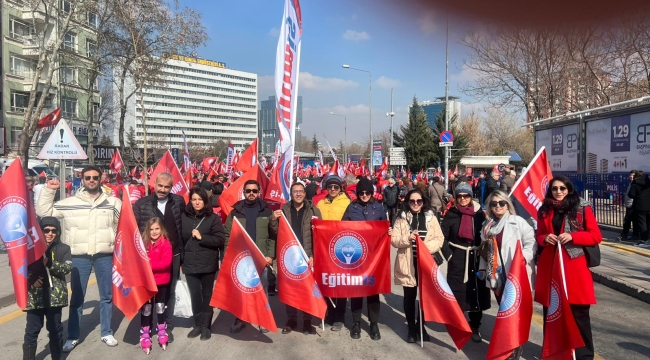 EĞİTİM-İŞ AKŞEHİR TEMSİLCİLİĞİ "CUMHURİYET VE EMEK YÜRÜYÜŞÜ" MİTİNGİNE KATILDI 