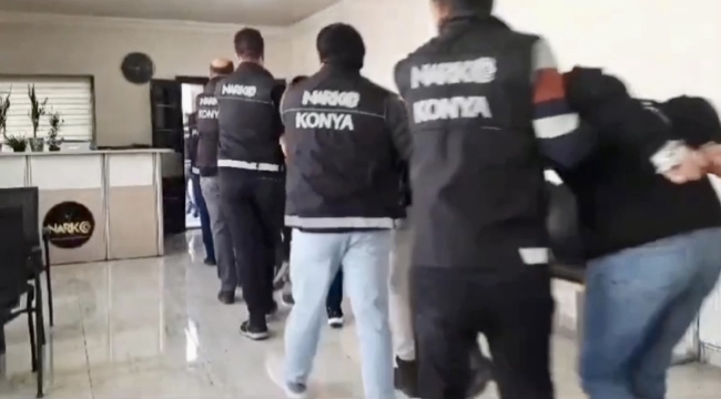 Konya'da narkotik ekiplerinden zehir tacirlerine darbe: 60 şüpheli tutuklandı