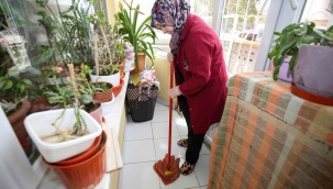 MERAM BELEDİYESİNDEN BAYRAM ÖNCESİ YAŞLILARA ÖZEL ŞEFKAT ELİ 