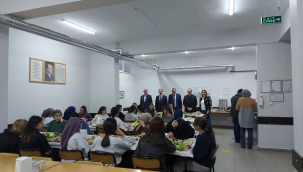 Müftü Müjdeci Öğrencilerle  Sohbet Etti 