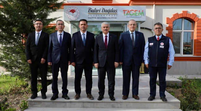 Vali Akın, Bahri Dağdaş Uluslararası Tarımsal Araştırma Enstitüsü Müdürlüğünü Ziyaret Etti