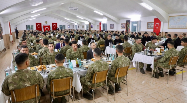 Vali İbrahim Akın, Mehmetçikler, Şehit Aileleri, Gaziler ve Aileleri ile İftar Sofrasında Buluştu