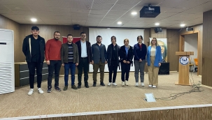 YUNAK'TA LİSELERARASI İSTİKLÂL MARŞI YARIŞMASI 