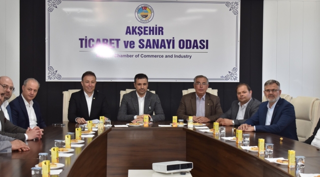 AK Parti İl Başkanı Özgökçen’den Ticaret Odası’na Ziyaret