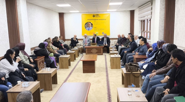 Akşehir Edebiyat Akademisi'nin İlk Konuğu Prof. Dr. Saim Sakaoğlu Oldu