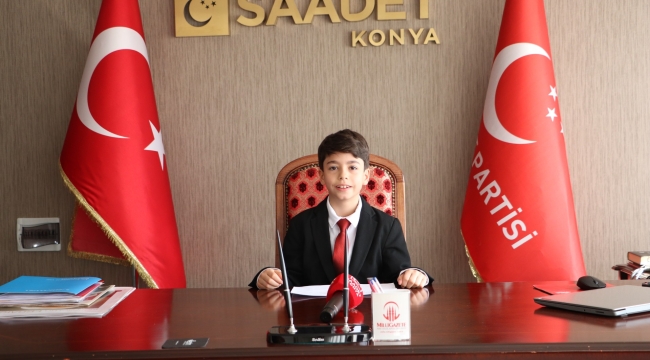 Başkan Demirel Koltuğu çocuklara devretti. 