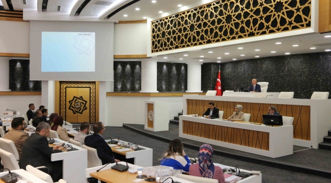 BAŞKAN KAVUŞ; "SUÇA YA DA SUÇLUYA HUKUK KARAR VERİR, SOKAKLAR DEĞİL"