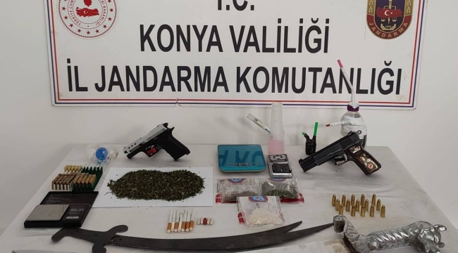 Çumra'da Jandarma'dan uyuşturucu operasyonu: 5 gözaltı 