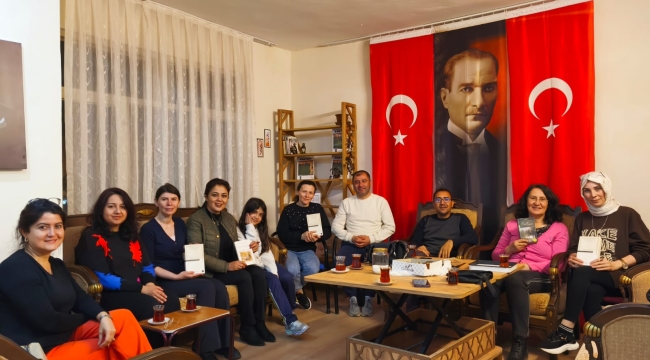 Eğitim-İş Gogol'un "Ölü Canlar" Eserini Değerlendirdi 