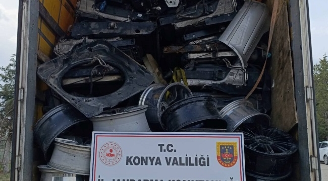 Jandarma'dan, Altınekin'de 15 milyon TL'lik kaçakçılık operasyonu 