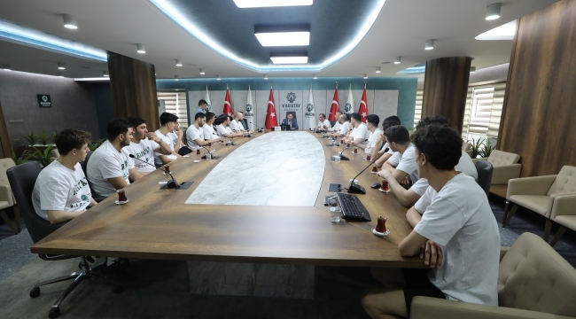 KARATAY BELEDİYESPOR BASKETBOL A TAKIMI'NDAN BAŞKAN HASAN KILCA'YA ZİYARET 