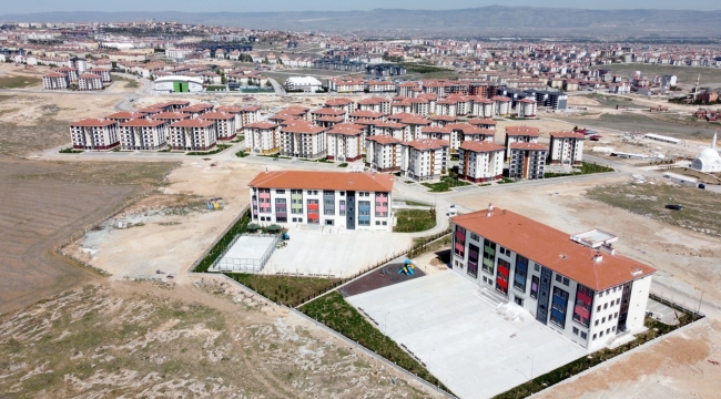 KOMYAPI A.Ş.'DEN 1080 KONUTLUK DEV PROJEDE TESLİMATLAR BAŞLADI 