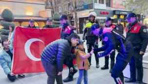 Konya'da ihbara giden polise sürpriz kutlama 