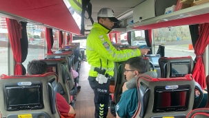 KONYA EMNİYETİ RAMAZAN BAYRAMI TATİLİ TRAFİK TEDBİRLERİ KAPSAMINDA BİLGİLENDİRME ÇALIŞMALARINA DEVAM EDİYOR 