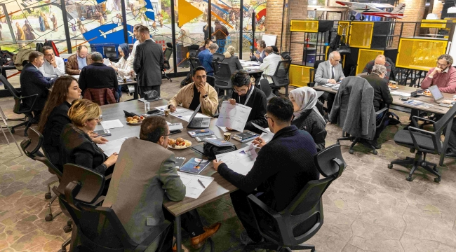 MAPIT GELECEKTEN ÖĞRENME KONFERANSI'NDA, 2030 HEDEFLERİ BELİRLENDİ