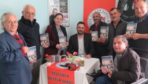 ÖDÜLLÜ ŞAİR FATİH DEMİR, SELÇUKYA'DA OKURLARIYLA BULUŞTU 