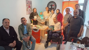 SELÇUKYA'DA İMZA GÜNLERİ DEVAM EDİYOR 