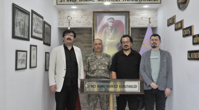 Akşehir Gazeteciler Cemiyeti'nden Garnizon Komutanı Albay Polat'a Ziyaret