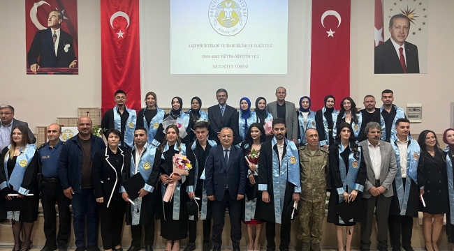 AKŞEHİR İİBF'DE MEZUNİYET TÖRENİ 