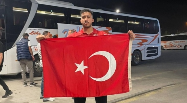 Akşehir'i Gururlandıran Başarı: Polat Milli Takıma Seçildi!